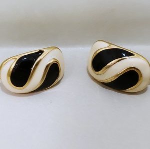 Vintage enamel gold tone and black earrings